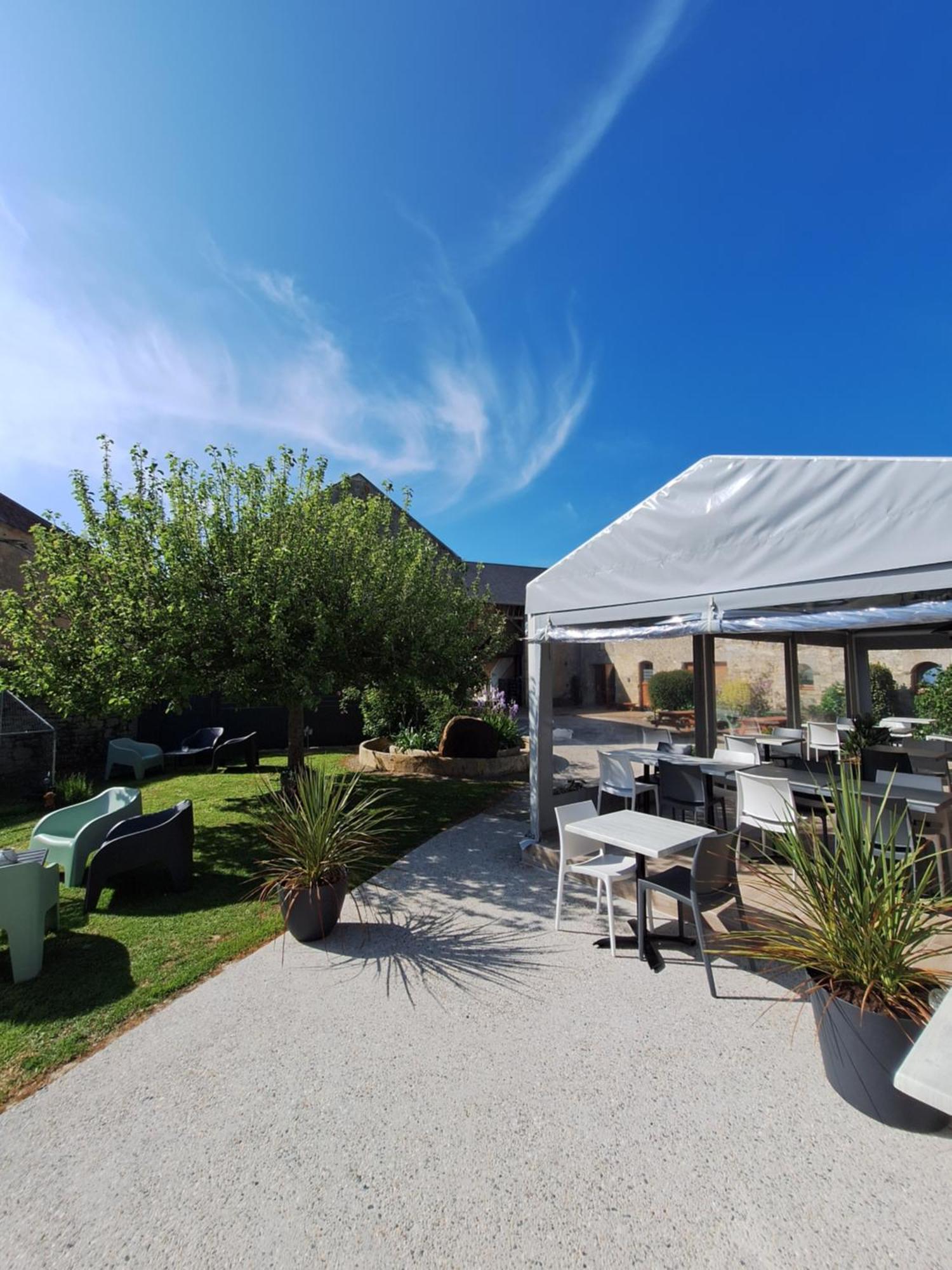 Hotel Restaurant Le Clos De L 'Ancien Pressoir Commes Екстериор снимка