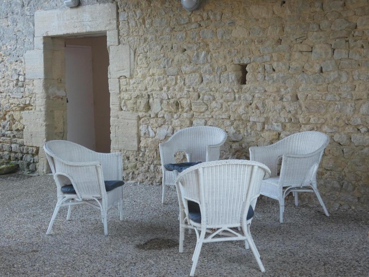 Hotel Restaurant Le Clos De L 'Ancien Pressoir Commes Екстериор снимка